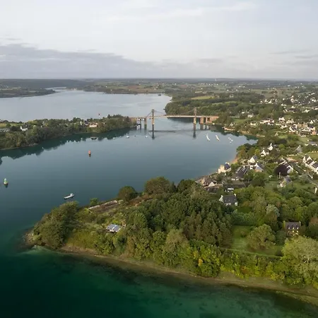 Gite Des Randonneurs De La Presqu'Ile De Lezardrieux Bretagne Exterior photo